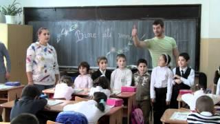 Romania: Day 101 - Şcoala (School)