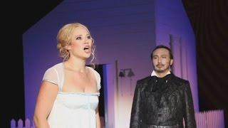 28/15 Open-Air-Inszenierung lockt ins Parktheater