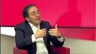 Diálogo Ministro de Asuntos Exteriores, UE y Cooperación, José Manuel Albares, con Héctor Gómez.