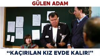 Gülen Adam Türk Filmi | Yusuf Naciye'nin Babasıyla Karakolluk Oluyor!