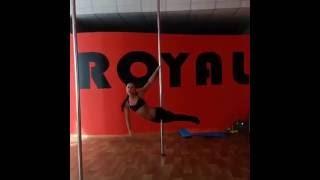 Евгения Бархатова, тренер ROYAL pole dance