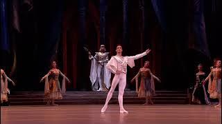 Artemy Belyakov in Raymonda ballet Артемий Беляков в балете Раймонда Большой театр