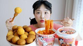 불닭신상불닭납작당면과 로제 불닭떡볶이 먹방 ft. 치즈볼,뿌링치즈볼,맘스터치 치즈볼 REALSOUND | Fire noodles,Tteokbokki,Cheese balls :D