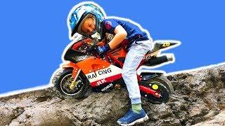 BABY Biker Super Lev Stuck in the Mud on mini bike 2018 Застрял на детском мотоцикле