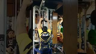 #latpulldown #backworkout #backday #savarfitness #bijoy #fitnesstrainer #gymtrainer #shortvideo #fit