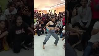 vartika jha mam showcase #dance