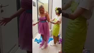 creativity know no bounds! A cleaning lady crafts a chic plastic dress in a public toilet #viral