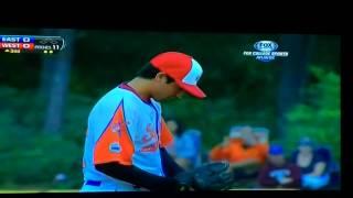 Ryan Perez goes ambidextrous