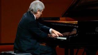 Dmitri Alexeev plays Schumann Arabeske & Piano Sonata no. 1 - video 2015