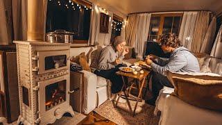 SOBALI KARAVAN İLE SICAK KIŞ KAMPI | CAMPING WITH A CAMPER BUS WITH STOVE IN THE WINTER