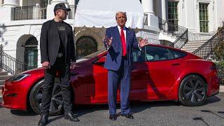 Trump promociona los autos de Elon Musk en la Casa Blanca