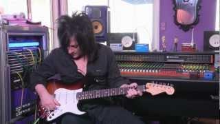 Roland G-5 VG Stratocaster® — Steve Stevens Demo