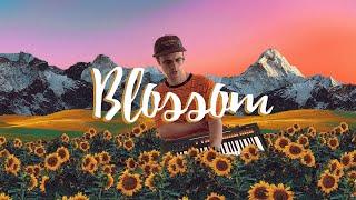 LAKEY INSPIRED - Blossom