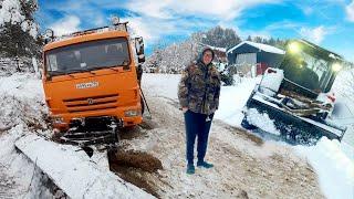 Застряла вся техника при уборке снега. Жизнь в деревне