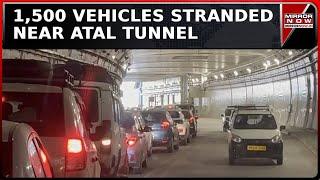 1,500 Vehicles Stranded Near Atal Tunnel In Himachal | What Dy-Collector Has To Say? | Top News