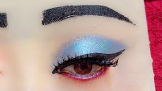 Flawless winged eyeliner with shimmer eyeshadow #eyemakeup #eyemakeupoftheday