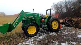 Dangerous Logging! Winching and Dropping Huge Trees Down Hill!