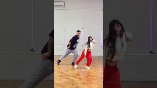 BAILANDO ESTE TREND VIRAL CON CELE 