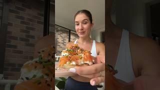 HIGH PROTEIN SMOKED SALMON BAGEL  \\ no fuss breakfast! #easyrecipe #health #nutrition #wellness