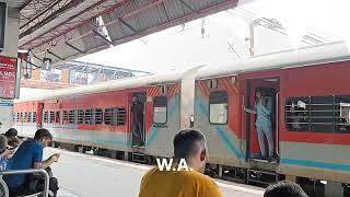 19325/ Indore - Amritsar Express | Complete LHB Coaches | #train #indianrailways