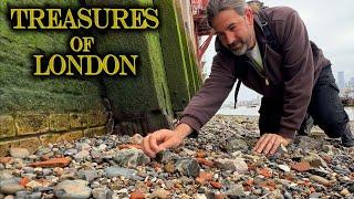 Discovering Old Relics on the River Thames Foreshore in London - Cleaning Modern Trash