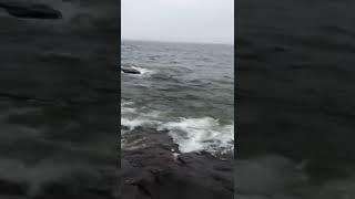 Lake Superior Waves