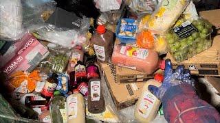 Dumpster Diving Aldi #149 Free Grocery Shopping!