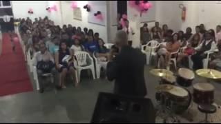 Pastor Júnior trovão na igreja profética Catedral dos milagres(1)