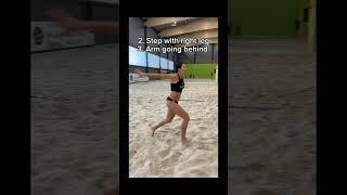 Approach for an attack in beach volleyball #beachvolleyball