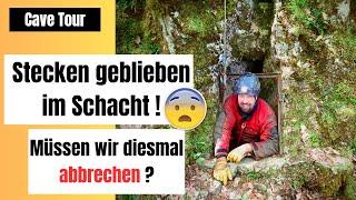 Abseilen durch engen Schacht - Der Runde muss durchs Eckige  - T5 Geocaching