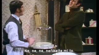 Monty Python - Cheese Shop (czech sub)