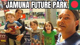 We Visited JAMUNA FUTURE PARK in DHAKA - SOUTH ASIA'S BIGGEST MALL  আধুনিক বাংলাদেশ