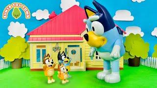 BLUEY The Giant | Lessons For Kids | Pretend Play with Bluey Toys