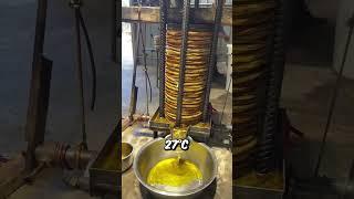 How Olive Oil Is Made The Traditional Way (@chinaframer)