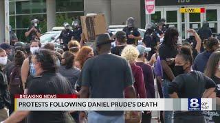 Protest at Public Safety Building in Rochester sparks after news of Daniel Prude's death (5pm)