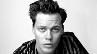 Bill Skarsgård for Esquire Singapore: Behind the scenes video teaser