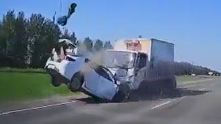 Brutal and Fatal Car Accidents #52