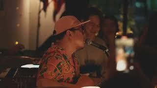 หนี - 8 ไม้เท้า  Live At Bluebird Jazz Bar