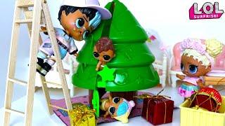 THE CHRISTMAS TREE WITH A SURPRISE Who is hiding there? LOL Surprise dolls DARINELKA cartoons