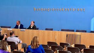  Live aus dem Haus der Bundespressekonferenz: „Konsequenzen aus Solingen“ mit Friedrich Merz