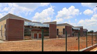 EULOGIES AS AWUJALE CLOCKS 89, INAUGURATES PROJECT AT OOU