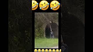 MESSING WITH THE BEE NEST#DUDE MESSES WITH BEE NEST#BEES BITING DUDE#Lol#PLEASE SUB
