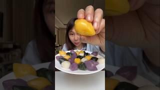 Kue tradisional Korea … dari tepung beras tekstur dan rasanya kayak perpaduan mochi dan tteok.