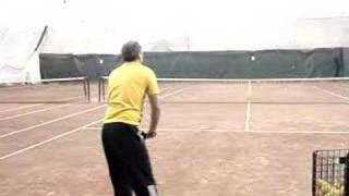 TennisTIP.com: Brian Lutz teaches Loren Herbert the Serve