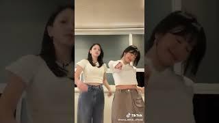 TWICE Mina & Chaeyoung doing "Jiggle jiggle" Tik Tok Trend 220609