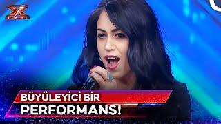 Hülya Özön’ün Güçlü Sesi Jüriyi Kendine Hayran Bıraktı! | X Factor Star Işığı