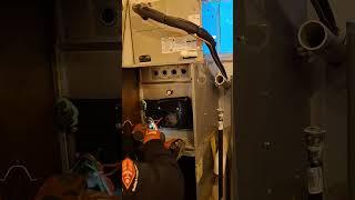 #ductprofessor #hvachacks #hvac #heatingandcooling