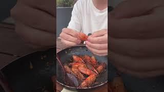 How to eat shrimp head in Korea
