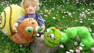 Die kleine Raupe | Online-Kindertheater | Schnuppe Figurentheater