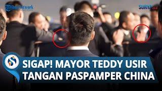 Mayor Teddy Sigap Usir Tangan Paspampres China Berbadan Tegap saat Prabowo Masuk Mobil